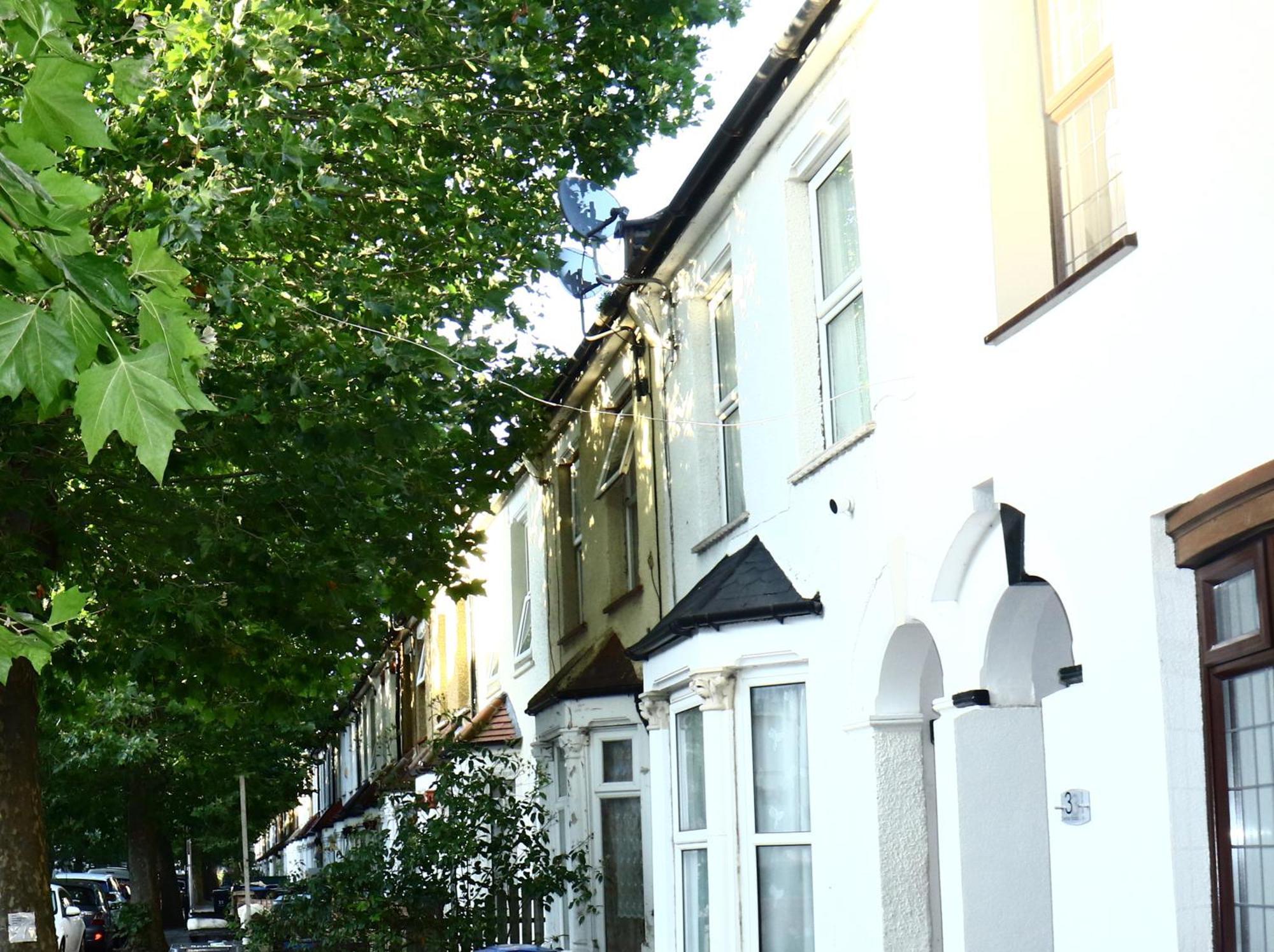 Cozy Rooms Or Apartment In London Townhouse Fast Links To Central Exterior photo